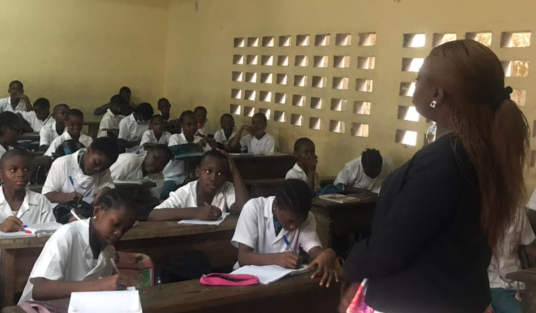 Teaching virtues in a school in Douala